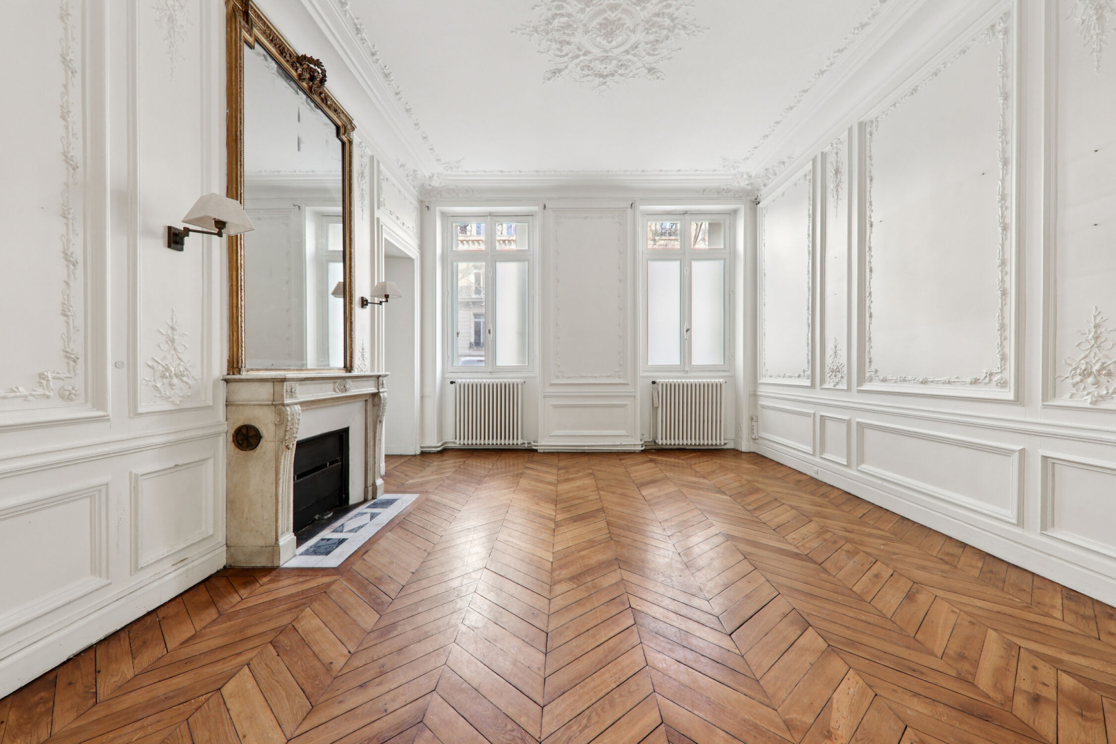 
                                                Location
                                                 Location Bureaux Paris 75008