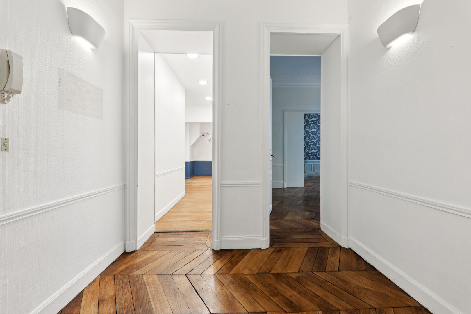 
                                                Location
                                                 Location Bureaux Paris 75008