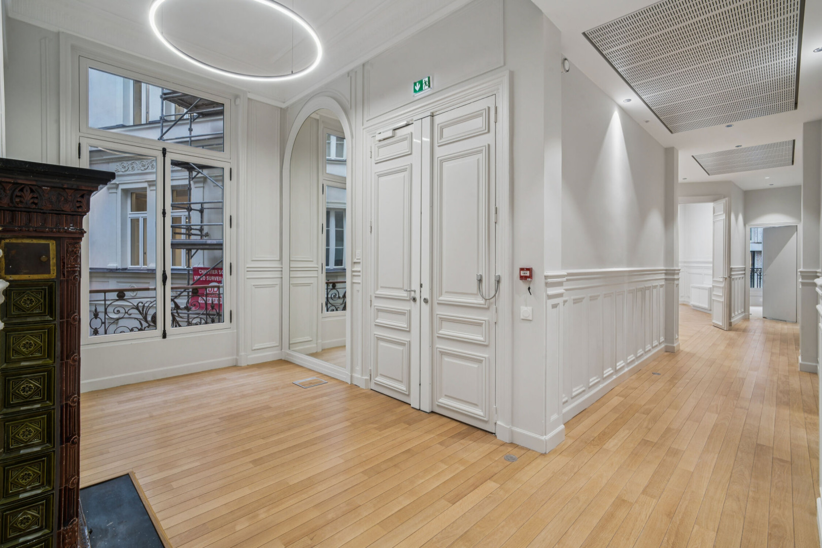 
                                                Location
                                                 Location Bureaux Paris 75008