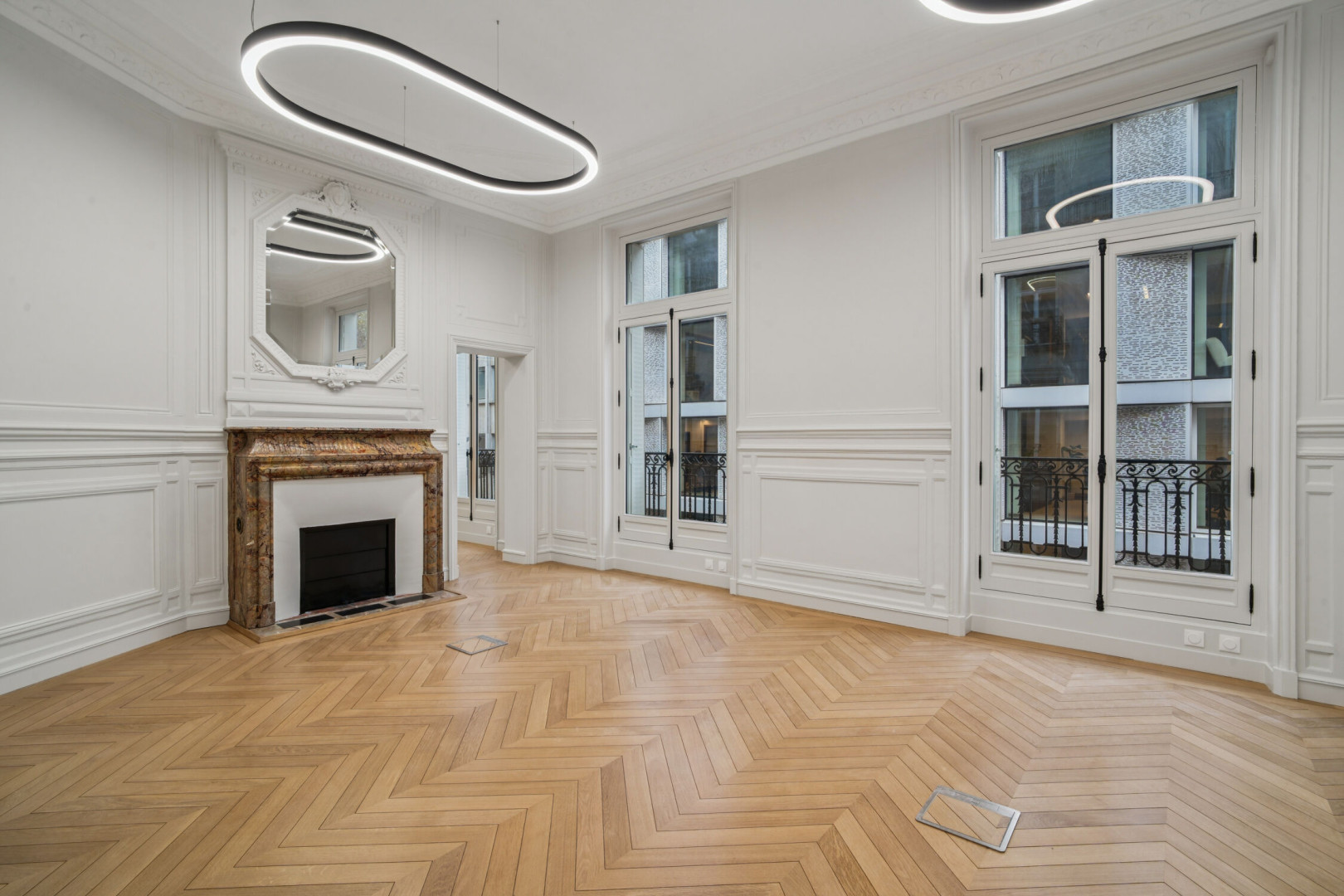 
                                                Location
                                                 Location Bureaux Paris 75008