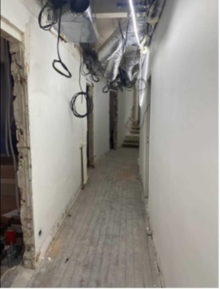 
                                                Location
                                                 Location Bureaux Paris 75008