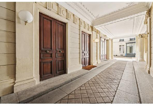 
                                                Location
                                                 Location Bureaux Paris 75008