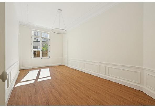 
                                                Location
                                                 Location Bureaux Paris 75008