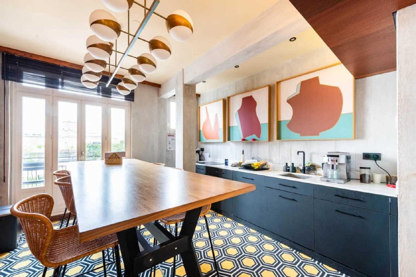 
                                                Location
                                                 Location Bureaux Paris 75008