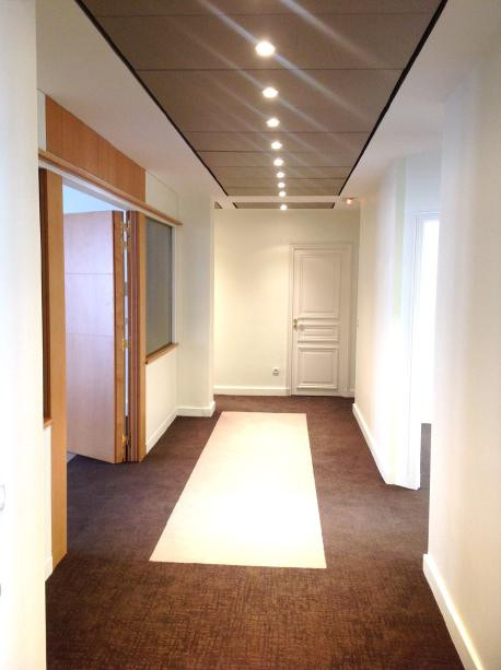 
                                                Location
                                                 Location Bureaux Paris 75008