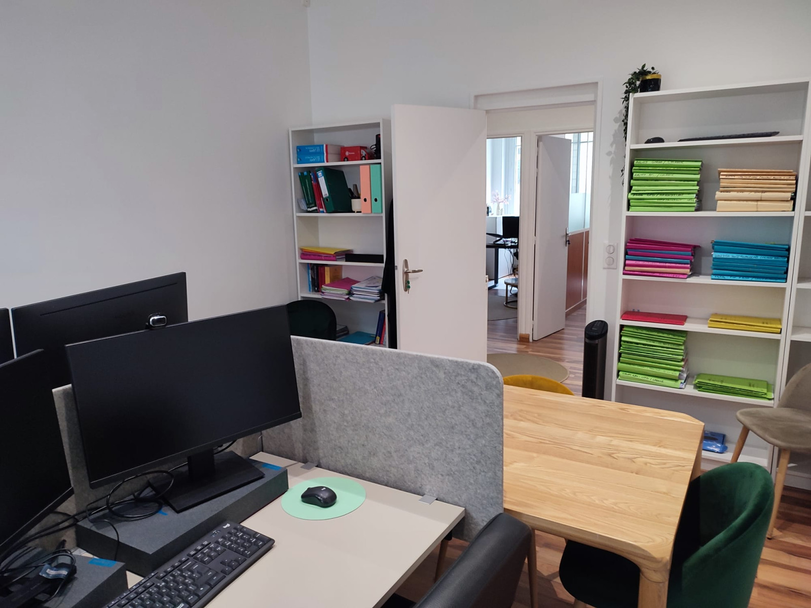 
                                                Location
                                                 Location Bureaux Paris 75008