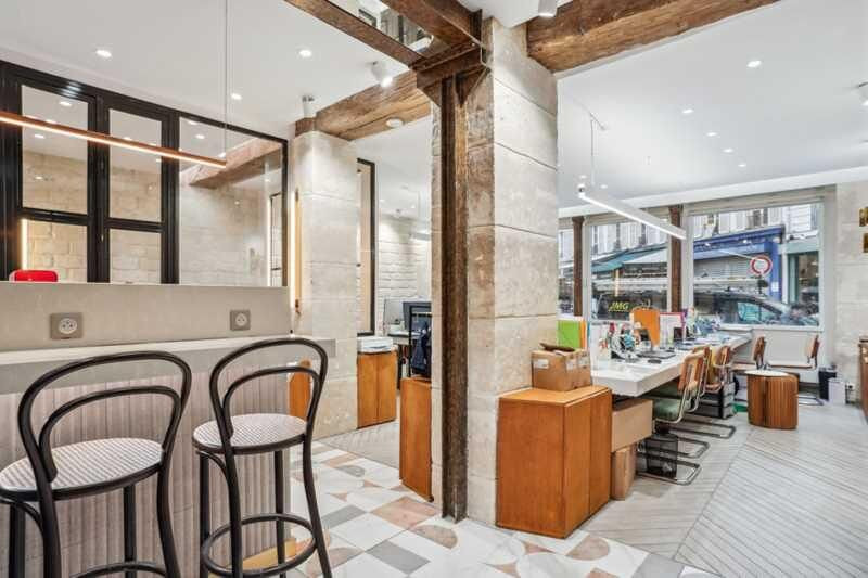 
                                                Location
                                                 Location Bureaux Paris 75008