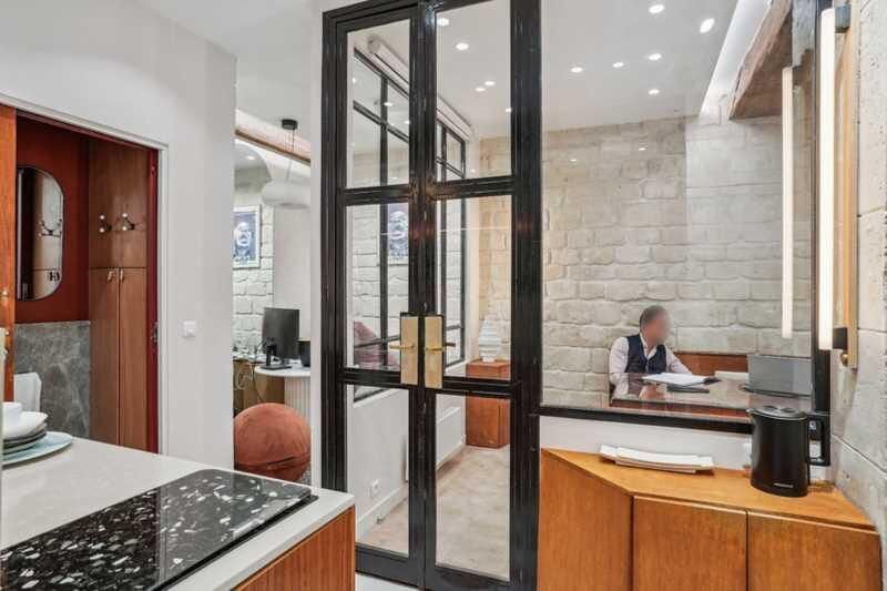 
                                                Location
                                                 Location Bureaux Paris 75008