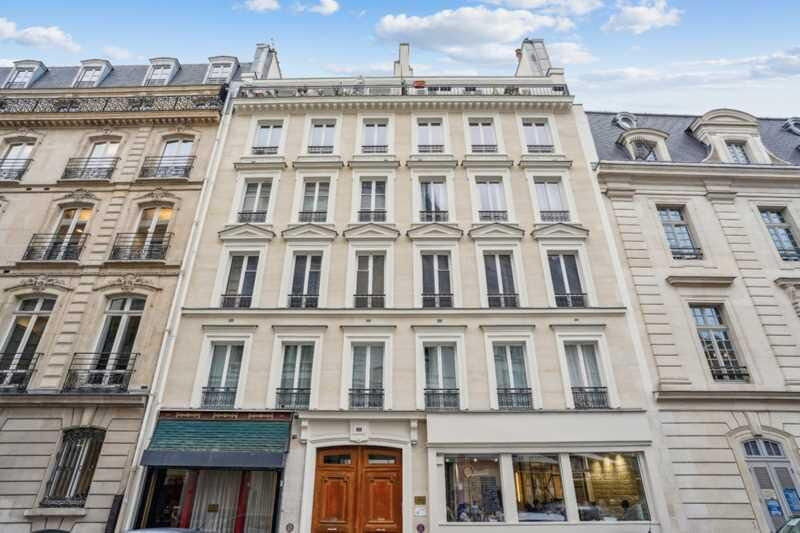 
                                                Location
                                                 Location Bureaux Paris 75008