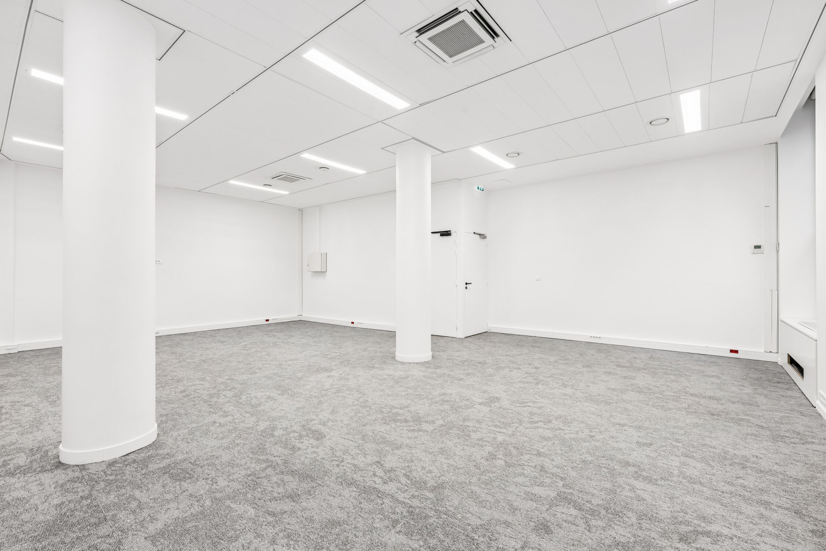 
                                                Location
                                                 Location Bureaux Paris 75008