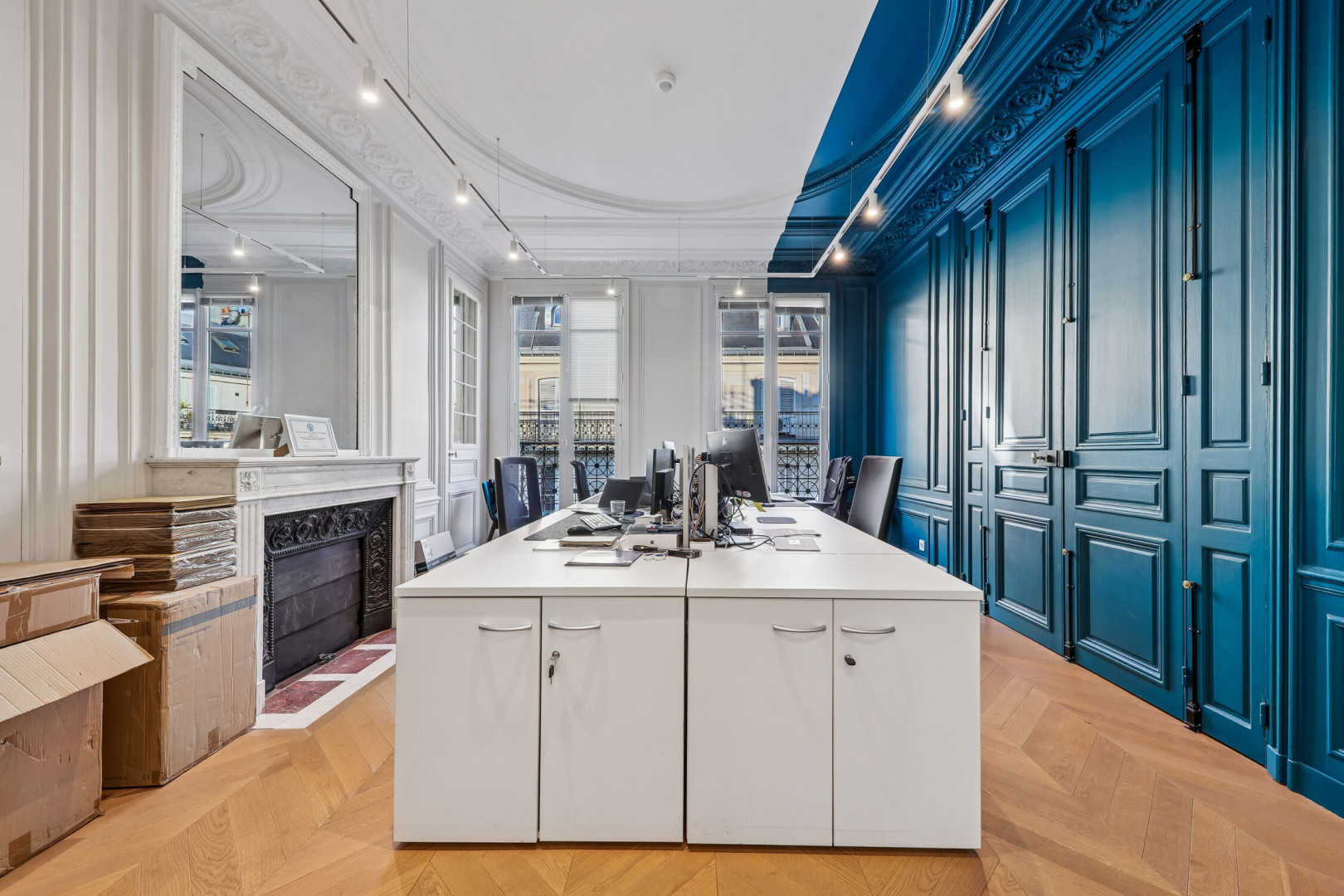 
                                                Location
                                                 Location Bureaux Paris 75008