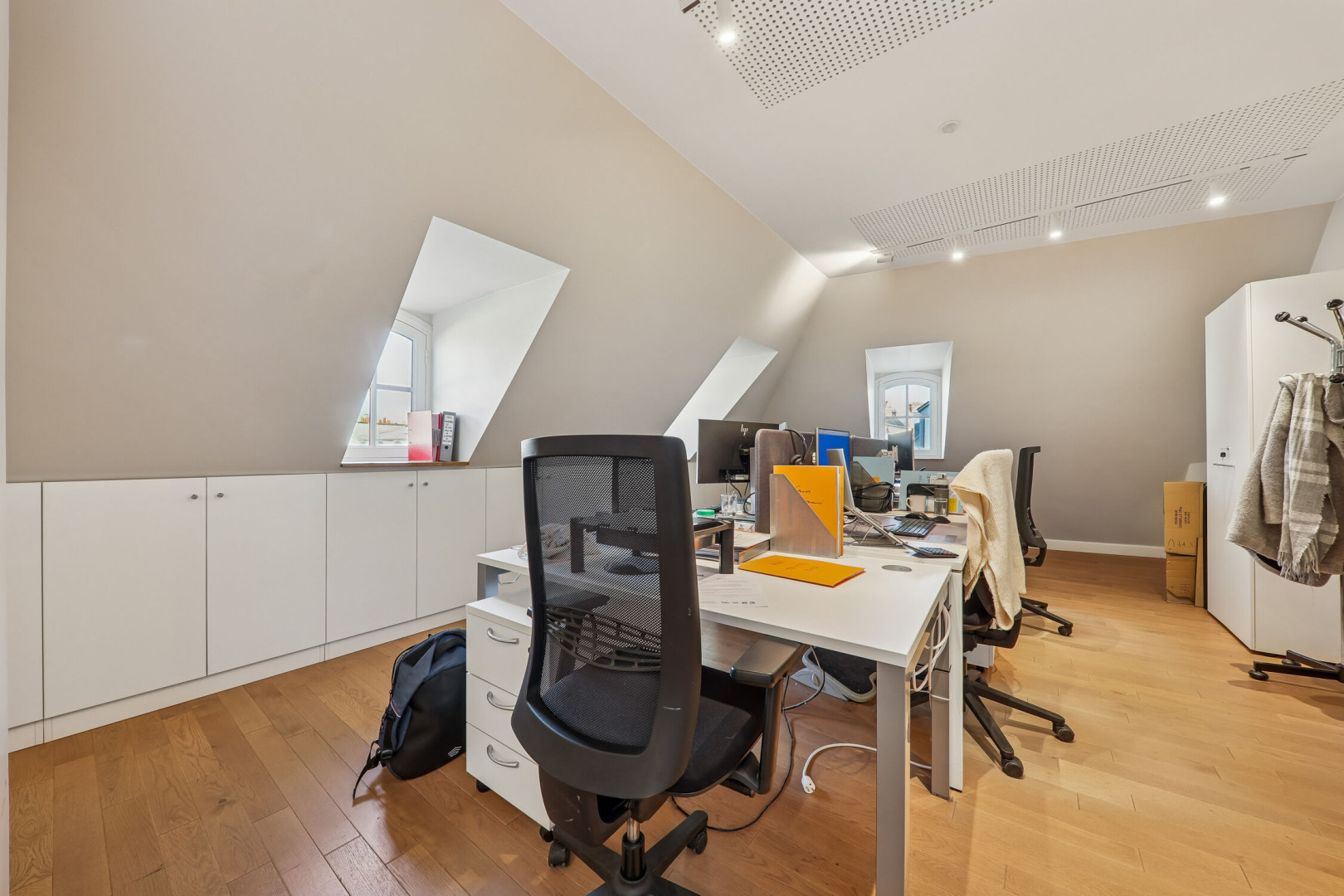
                                                Location
                                                 Location Bureaux Paris 75008