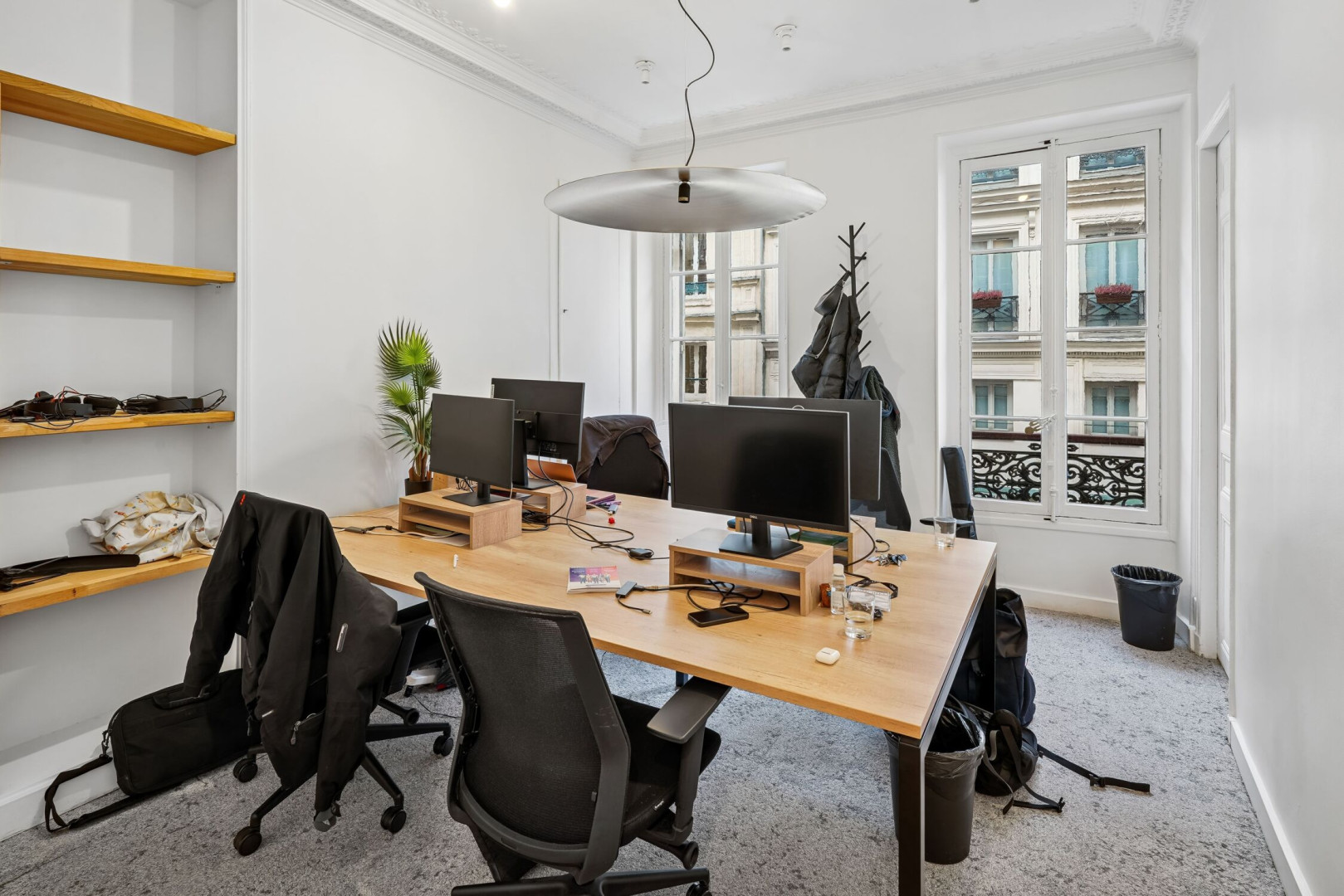 
                                                Location
                                                 Location Bureaux Paris 75008