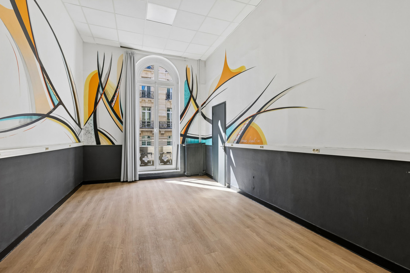 
                                                Location
                                                 Location Bureaux Paris 75008