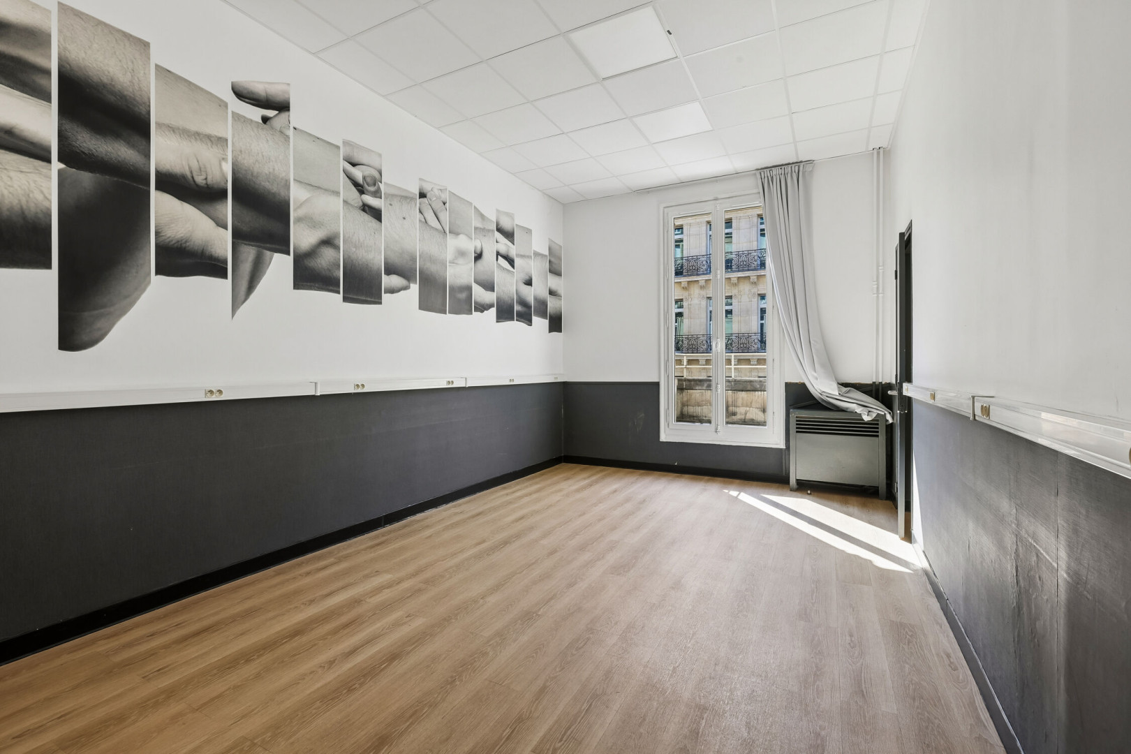 
                                                Location
                                                 Location Bureaux Paris 75008