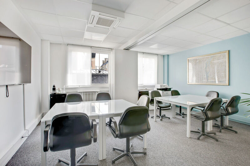 
                                                Location
                                                 Location Bureaux Paris 75008