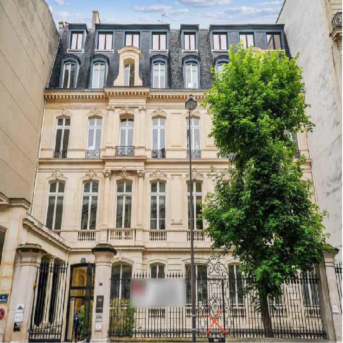 
                                                Location
                                                 Location Bureaux Paris 75008