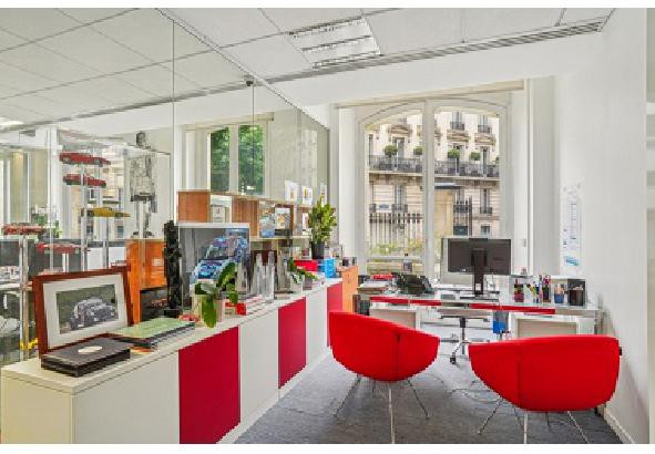 
                                                Location
                                                 Location Bureaux Paris 75008