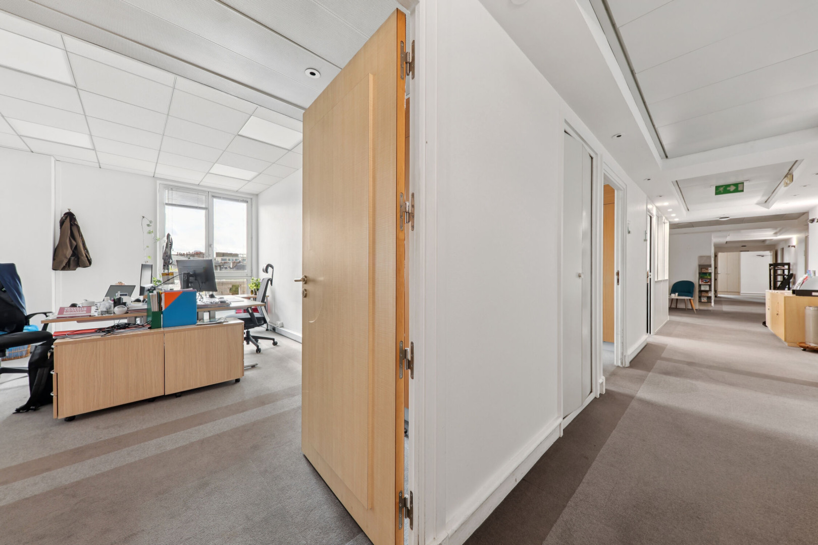 
                                                Location
                                                 Location Bureaux Paris 75008