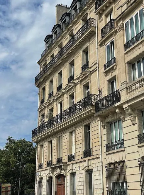 
                                                Location
                                                 Location Bureaux Paris 75008