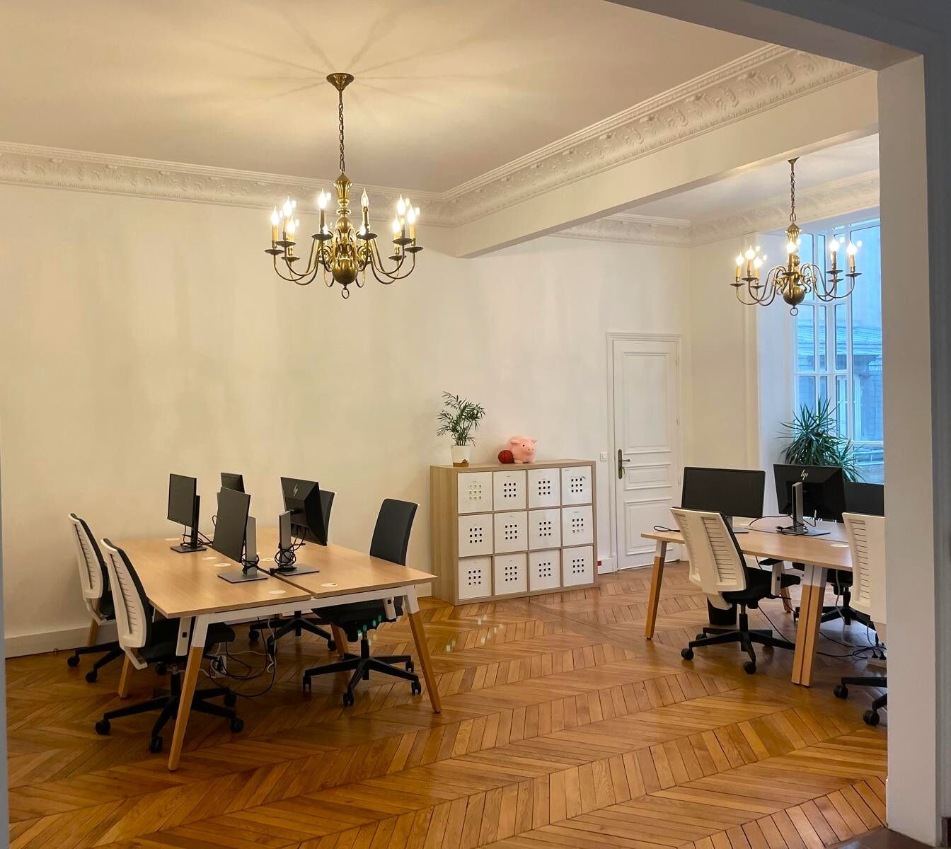 
                                                Location
                                                 Location Bureaux Paris 75008