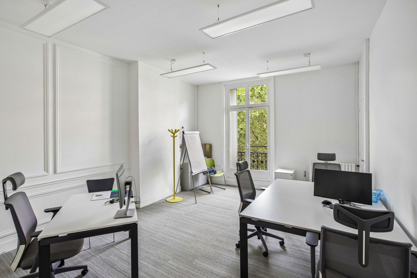 
                                                Location
                                                 Location Bureaux Paris 75008