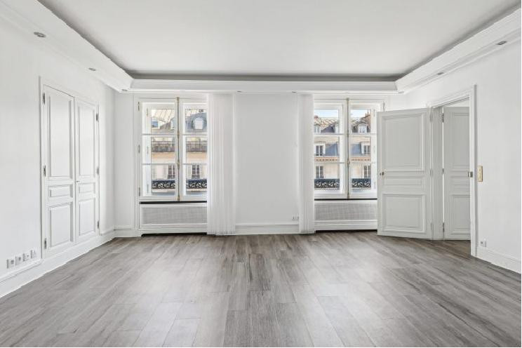 
                                                Location
                                                 Location Bureaux Paris 75008