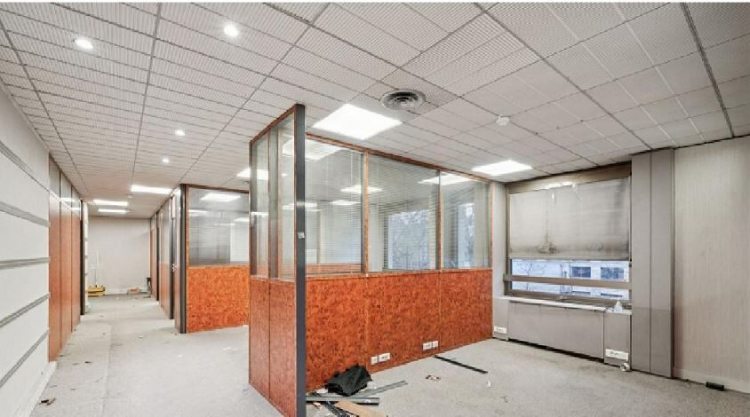 
                                                Location
                                                 Location Bureaux Paris 75008