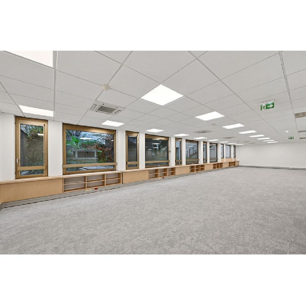 
                                                Location
                                                 Location Bureaux Paris 75008