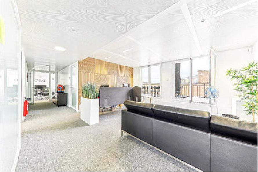 
                                                Location
                                                 Location Bureaux Paris 75008