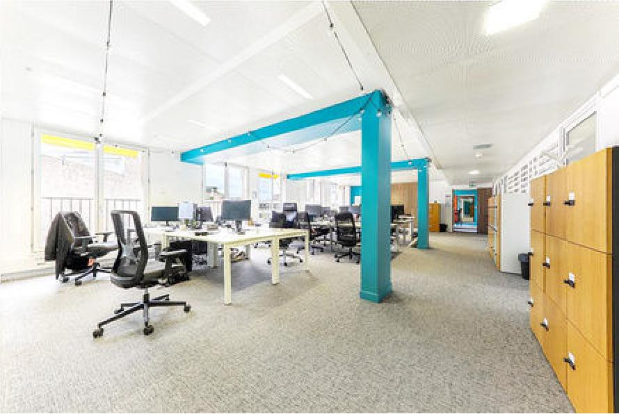 
                                                Location
                                                 Location Bureaux Paris 75008