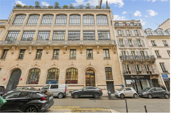 
                                                Location
                                                 Location Bureaux Paris 75008