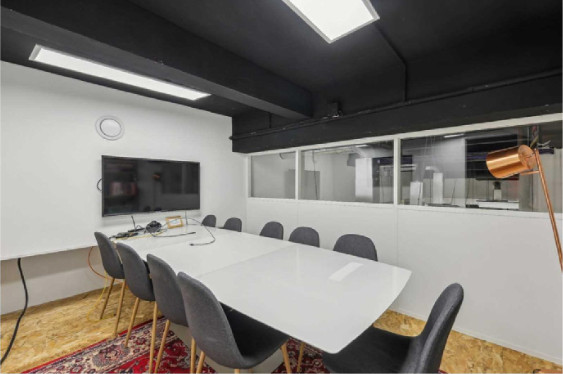 
                                                Location
                                                 Location Bureaux Paris 75008