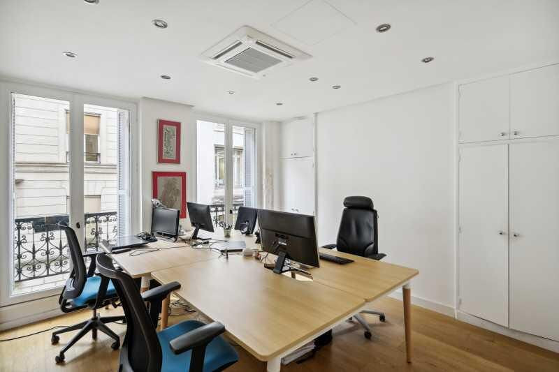 
                                                Location
                                                 Location Bureaux Paris 75009