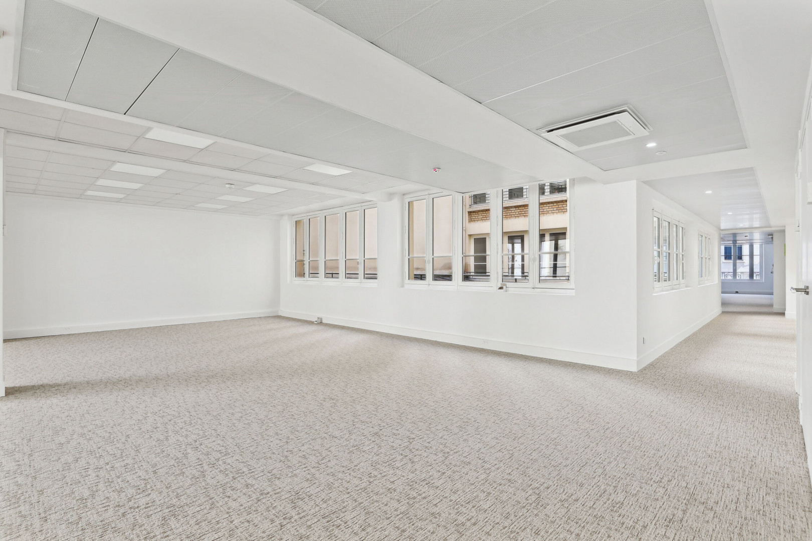 
                                                Location
                                                 Location Bureaux Paris 75009