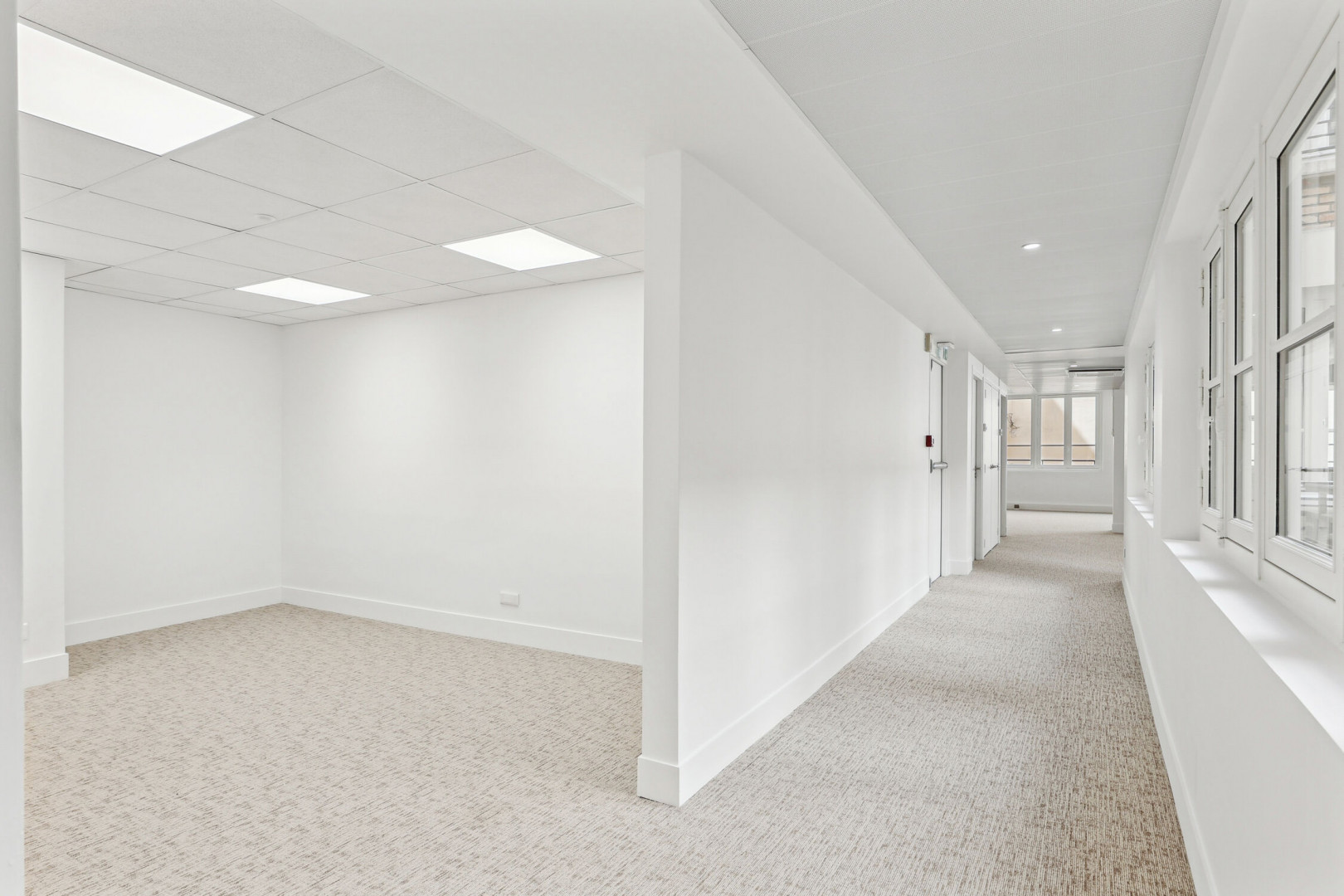 
                                                Location
                                                 Location Bureaux Paris 75009
