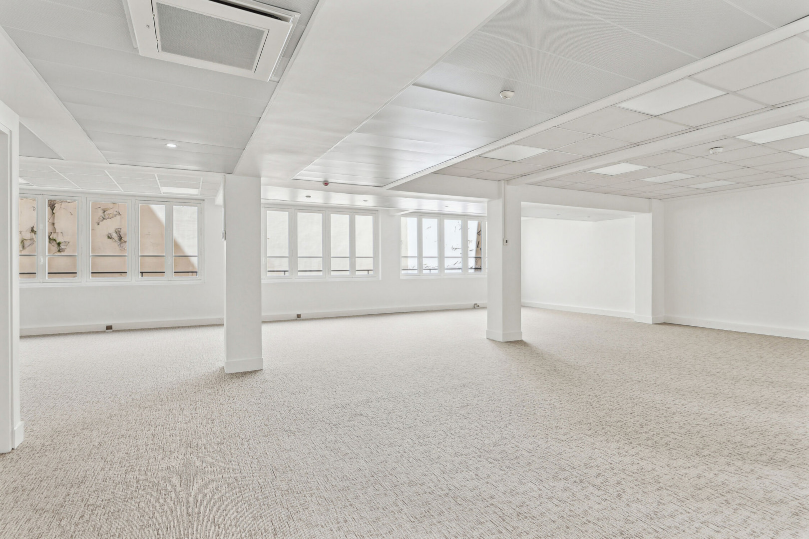 
                                                Location
                                                 Location Bureaux Paris 75009