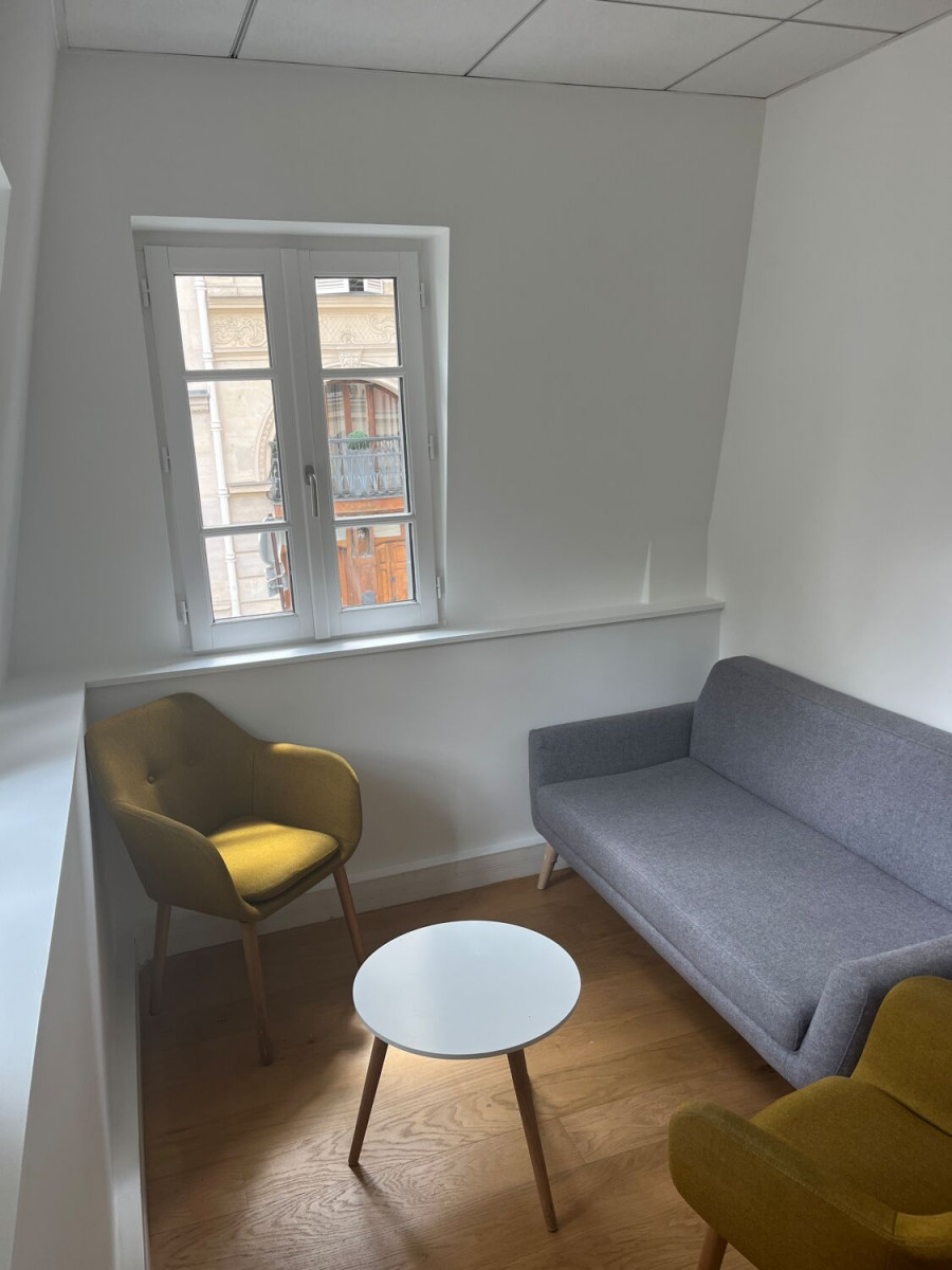 
                                                Location
                                                 Location Bureaux Paris 75009