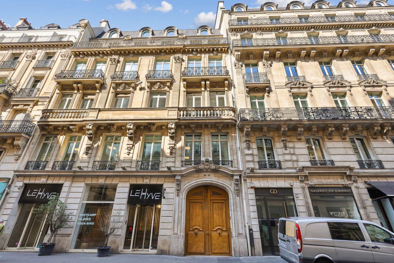 
                                                Location
                                                 Location Bureaux Paris 75009