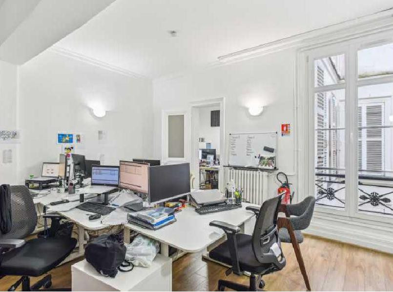 
                                                Location
                                                 Location Bureaux Paris 75009