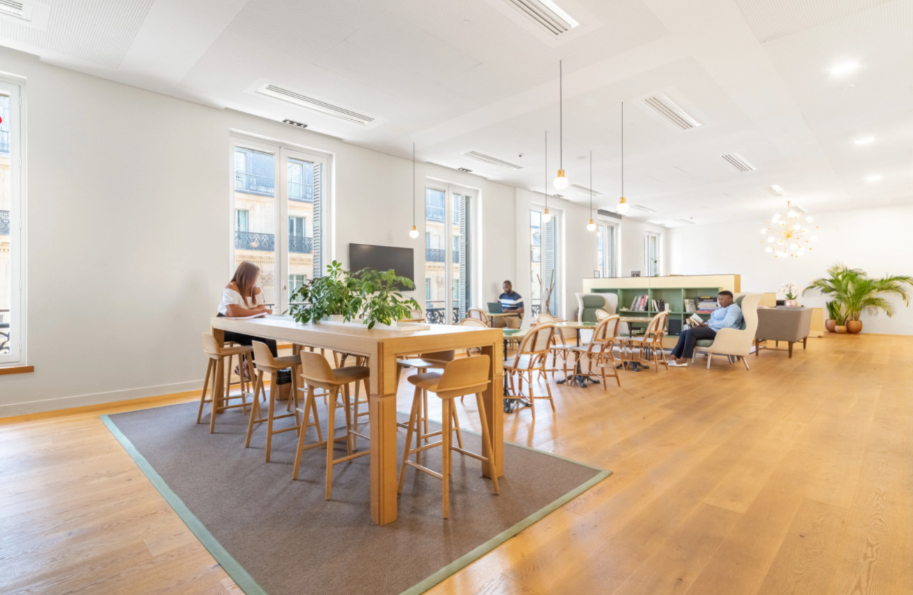 
                                                Location
                                                 Location Bureaux Paris 75009