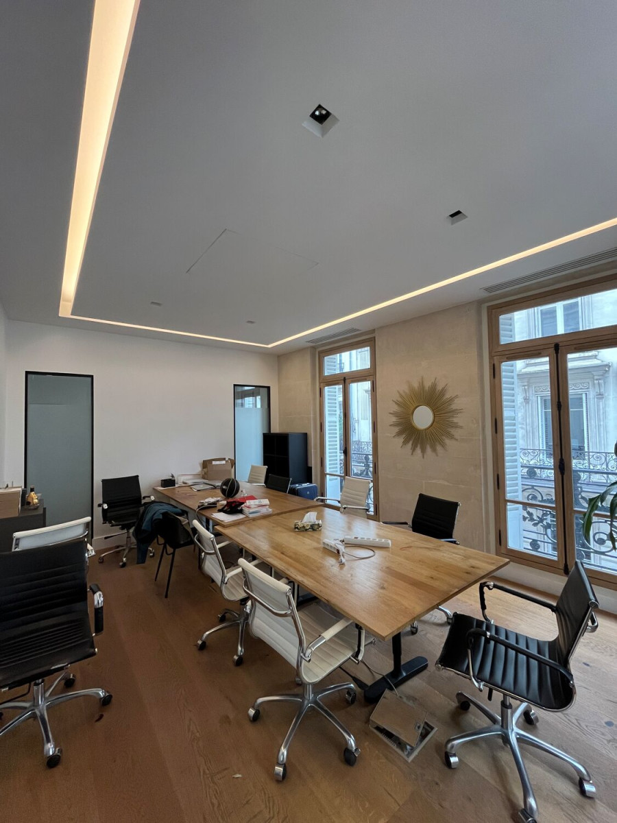 
                                                Location
                                                 Location Bureaux Paris 75009