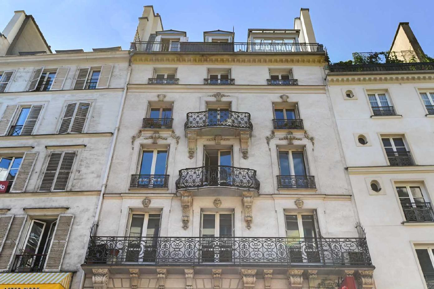 
                                                Location
                                                 Location Bureaux Paris 75009