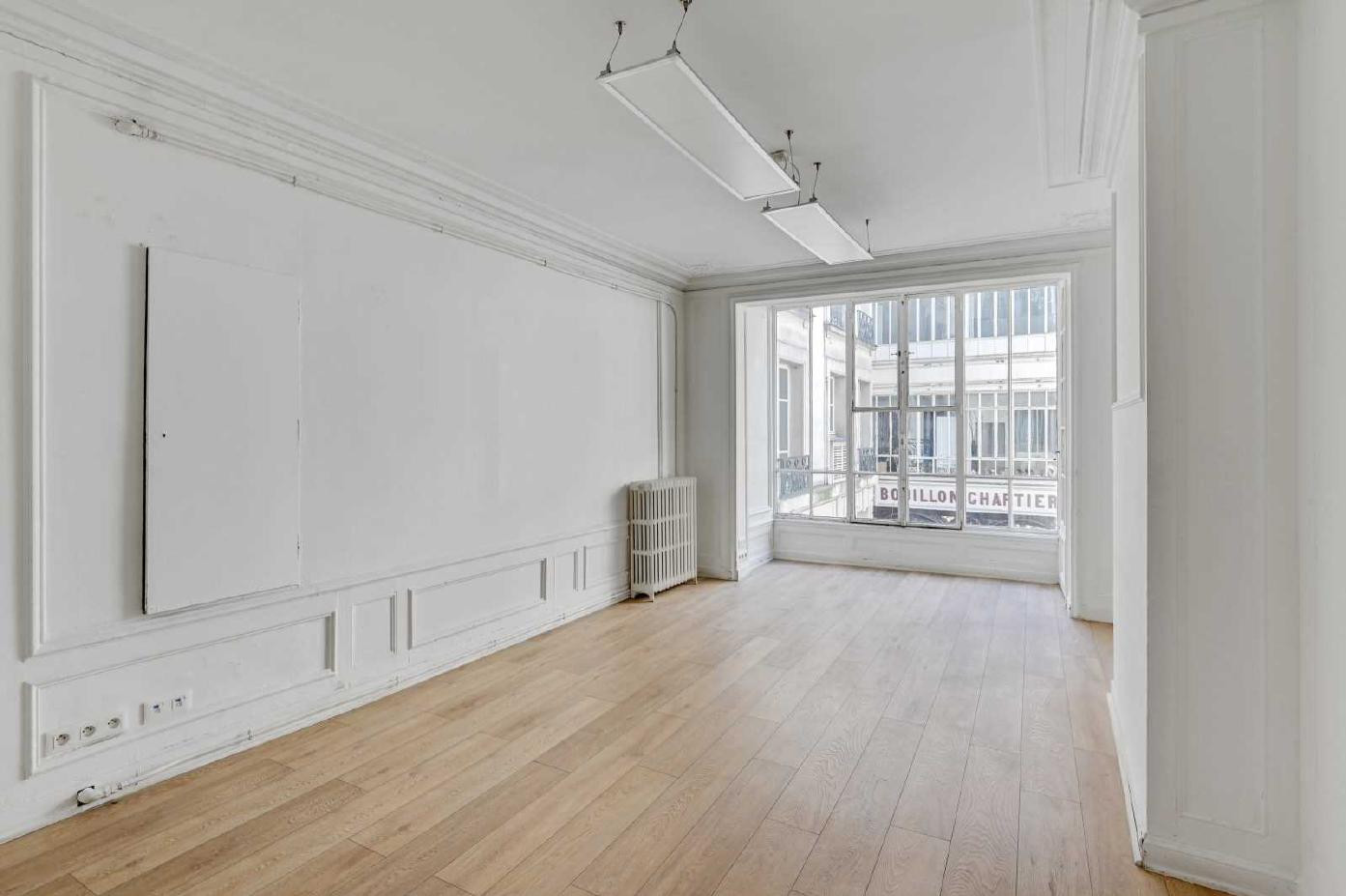 
                                                Location
                                                 Location Bureaux Paris 75009