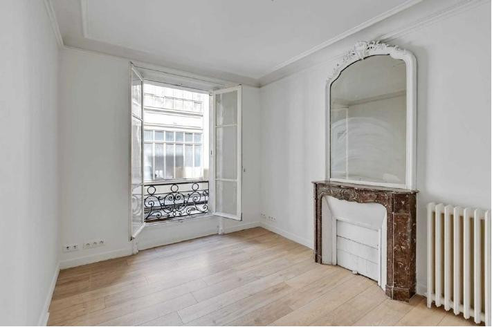 
                                                Location
                                                 Location Bureaux Paris 75009