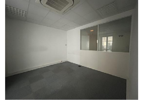 
                                                Location
                                                 Location Bureaux Paris 75009