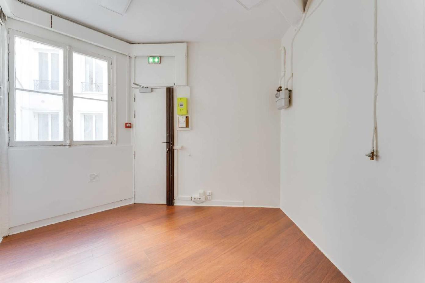 
                                                Location
                                                 Location Bureaux Paris 75009