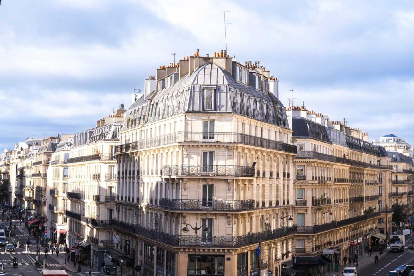 
                                                Location
                                                 Location Bureaux Paris 75009