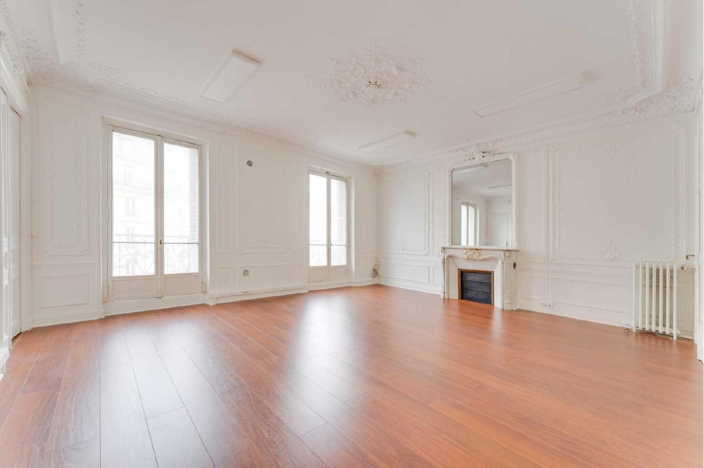 
                                                Location
                                                 Location Bureaux Paris 75009