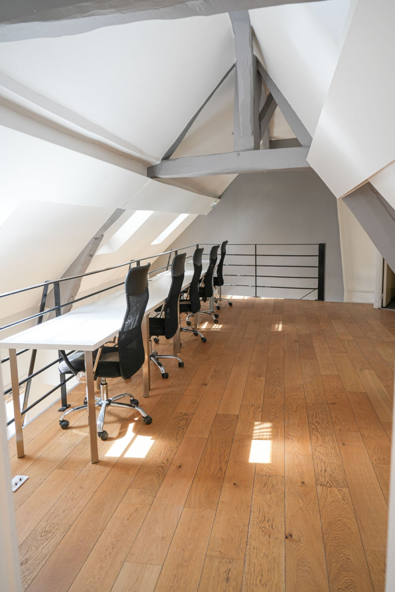 
                                                Location
                                                 Location Bureaux Paris 75009